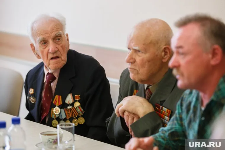 "URA.Ru" разбирается: что пытаются найти в госпитале ветеранов ревизоры из минздрава?