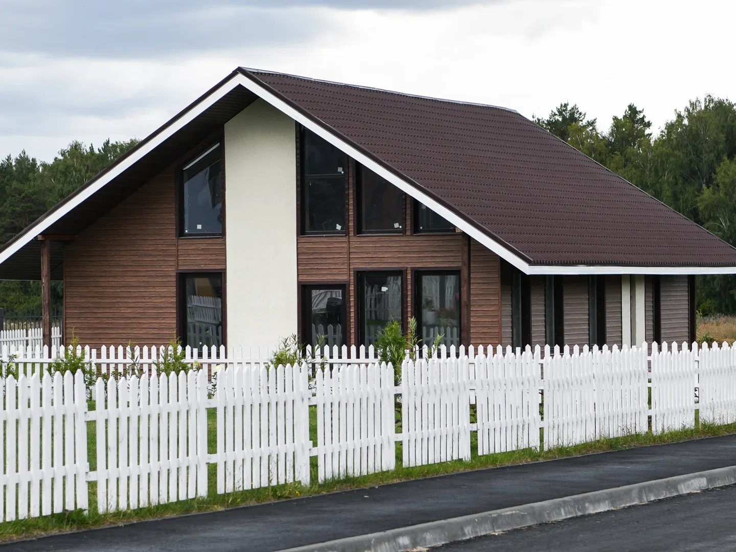 В Челябинске взлетели цены на садовые участки с домиками и коттеджи