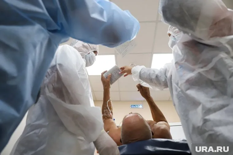 С коронавирусом в России столкнулось уже 80-90% населения