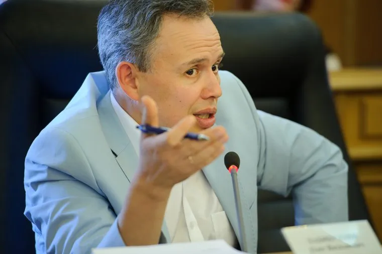 Заседание городской думы и просветительский час на по новой транспортной схеме. Екатеринбург, хабибуллин олег