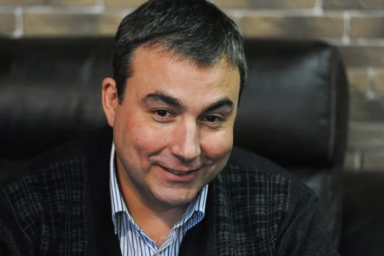 "Сигарный клуб" на тему городской среды, с участием депутатов и глав районов. Челябинск