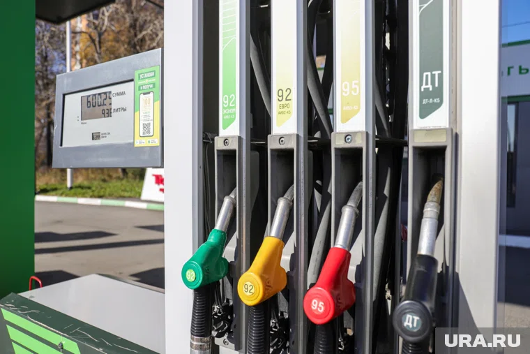 Цены на некоторые виды бензина снижаются