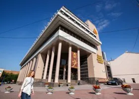 «Советуем студентам сбегать от армии»