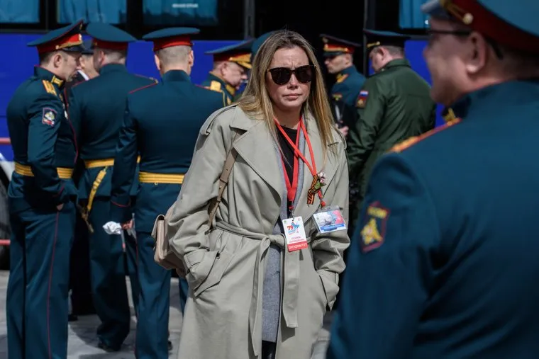 Военный парад в честь Дня Победы на площади 1905 года. Екатеринбург