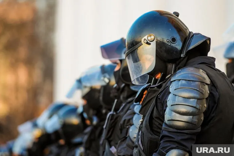 Сотрудники Росгвардии использовали жесткие методы задержания, сообщил источник