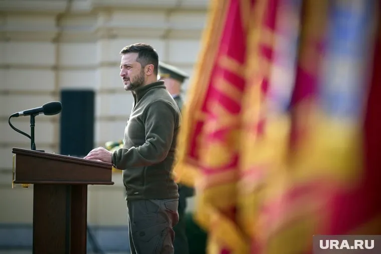 Владимир Зеленский не исключил сдачу Бахмута
