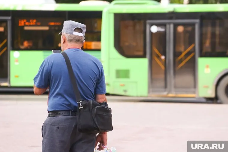 Автоэксперт Зенкевич посоветовал россиянам пересесть на общественный транспорт