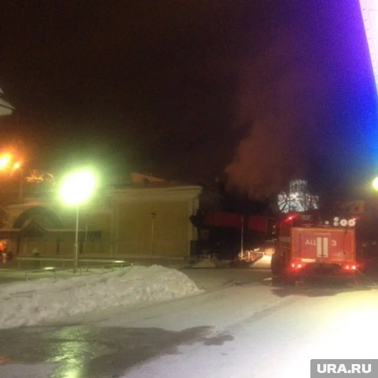 Пожар в Bukowski Grill начался с летней веранды