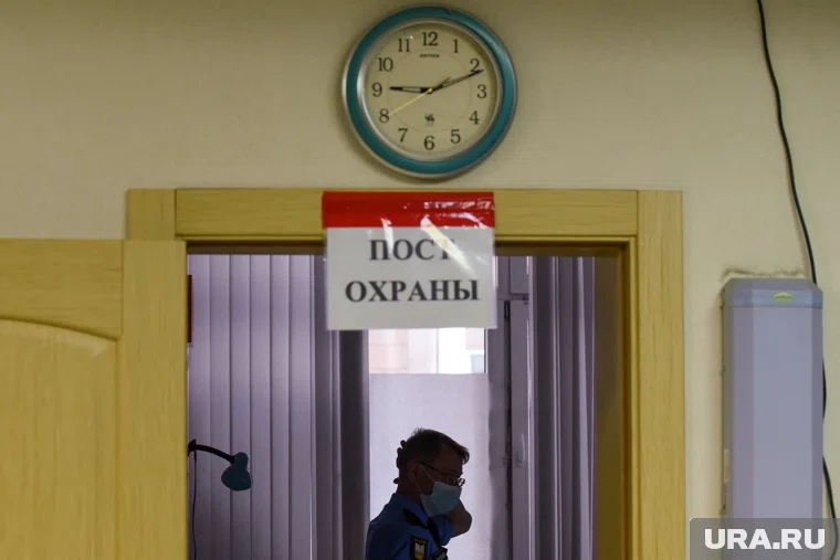 Охранникам в Екатеринбурге платят меньше, чем в других городах Свердловской области 