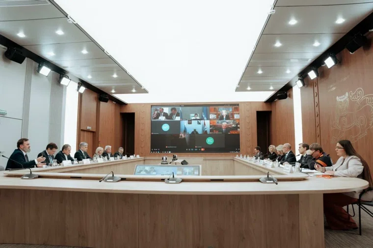 В состав Наблюдательного совета входят госуправленцы и ведущие деятели культуры