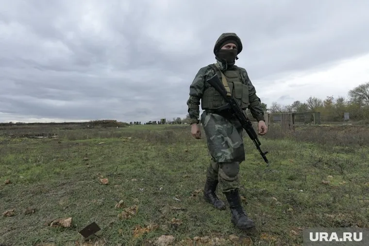 По словам Рожина, ситуация для ВСУ к юго-востоку от Артемовска ухудшается