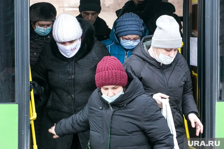 Жители Тюменской области стали чаще умирать от коронавируса, хотя в целом болеют им реже