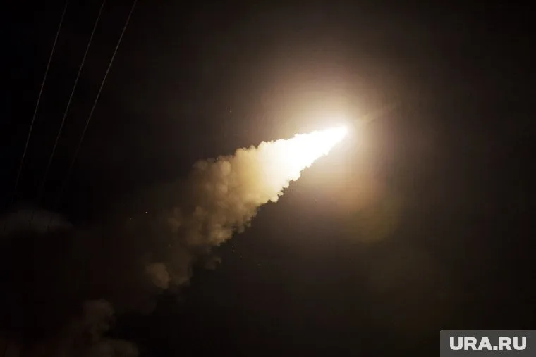 Иран атакует базы США в Катаре