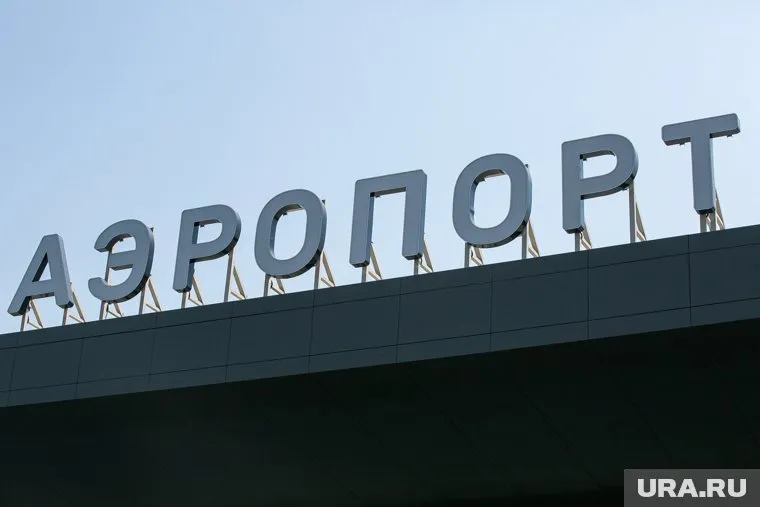 В аэропорту Махачкалы протестующие ищут прибывших из Израиля