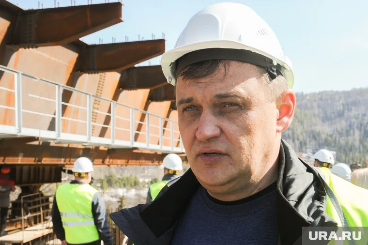 Арбитражный суд запретил Сергееву ездить на машине бизнес-класса 