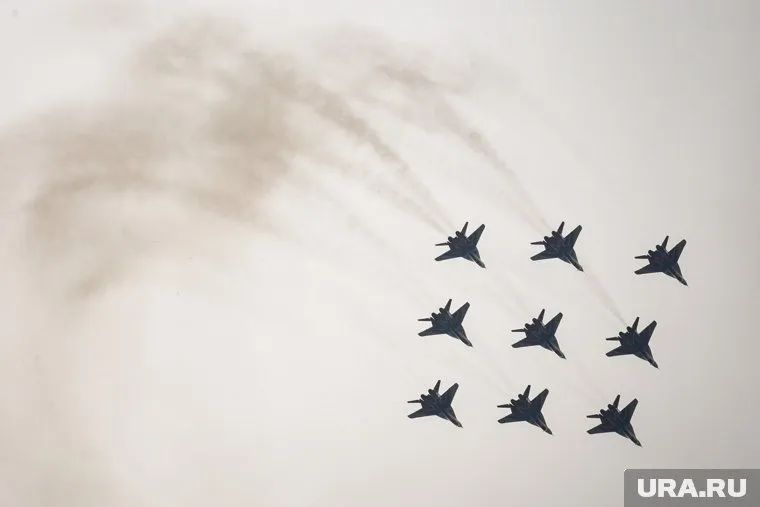 Пилотажная группа прибудет в Сургут 6 июня
