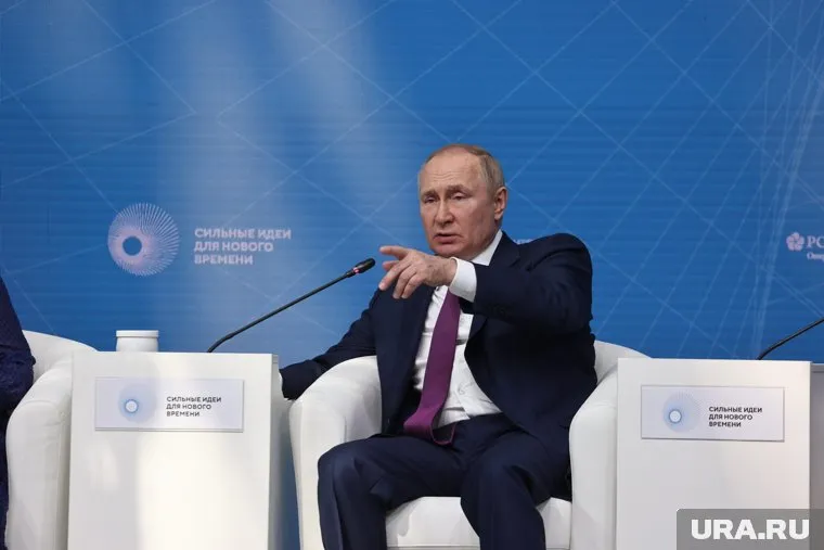 Владимир Путин высмеял Запад