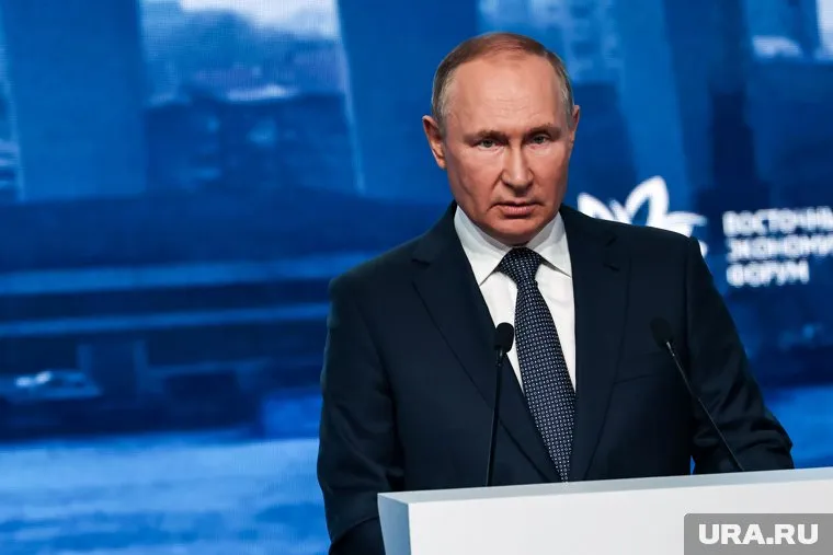 Президент РФ Владимир Путин повышает роль органов местного самоуправления в системе публичной власти