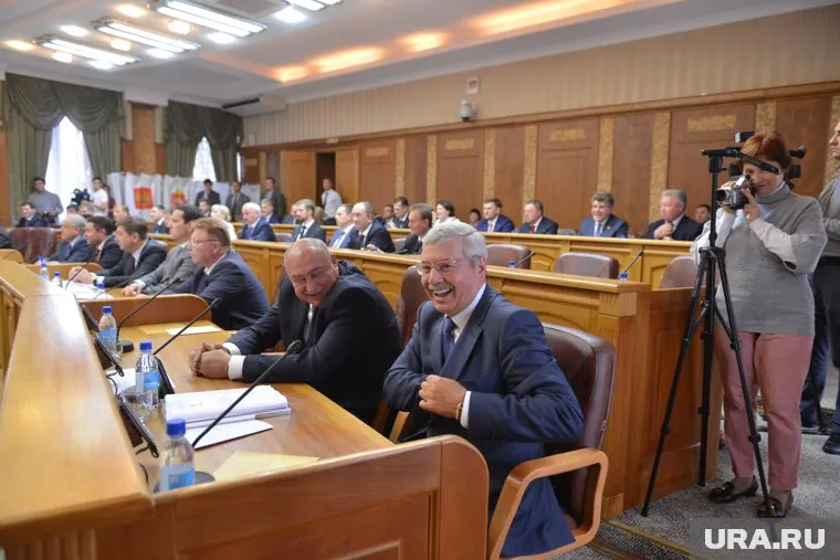 Из пяти заместителей Владимира Мякуша два новых