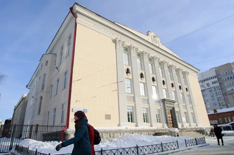 Презентация отреставрированного здания  библиотеки им. Белинского. Екатеринбург