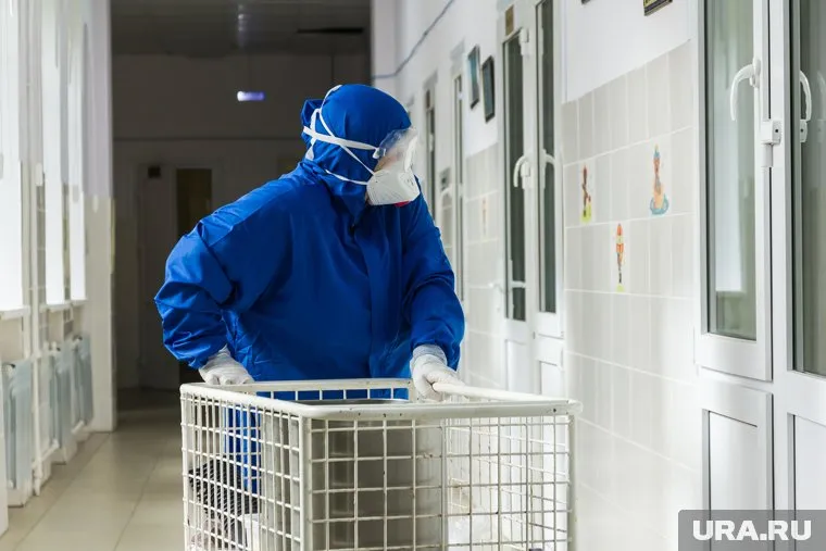 В больницах Пермского края находится 1722 человека с коронавирусом