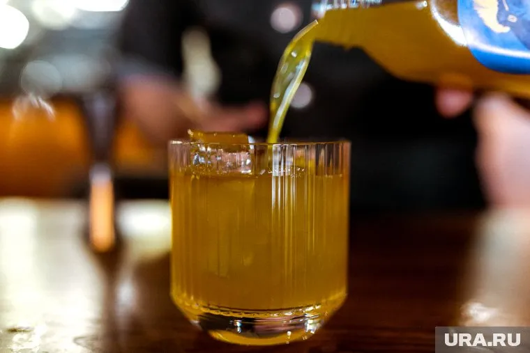 В Курганской области школьница выпила сидр и попала в больницу