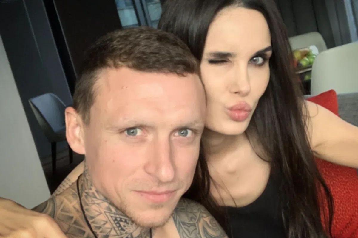 Футболист известен не только карьерой, но и семейными скандалами