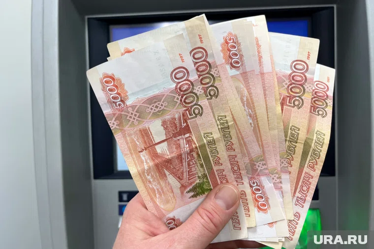 Банки могут ограничивать снятие наличных в банкоматах