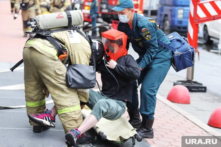 Масштабные пожарно-тактические учения прошли в ТРЦ «ГиперСити»