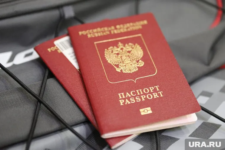 Тюменцы стали чаще обращаться за загранпаспортами