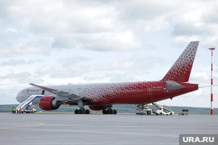 Массовые задержки самолетов отмечены в Сочи