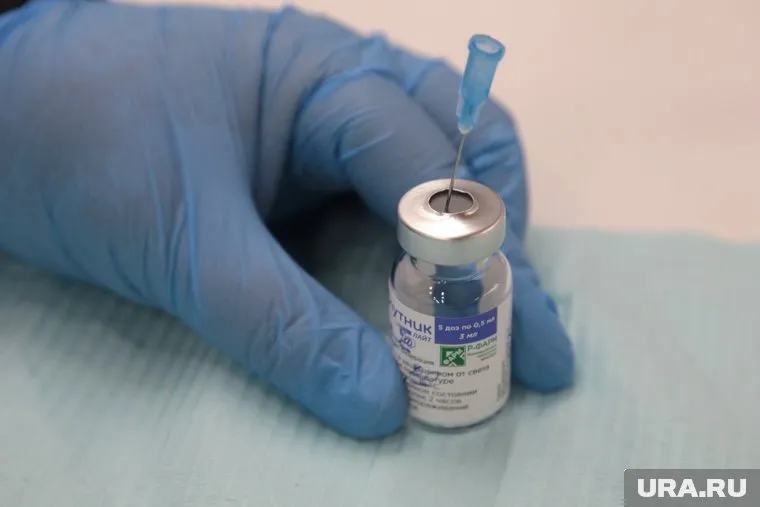 В Кремле рассчитывают, что вакцина получит регистрацию