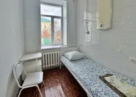 Пермский хирург рассказал о состоянии школьницы, которую приятель сбросил с балкона