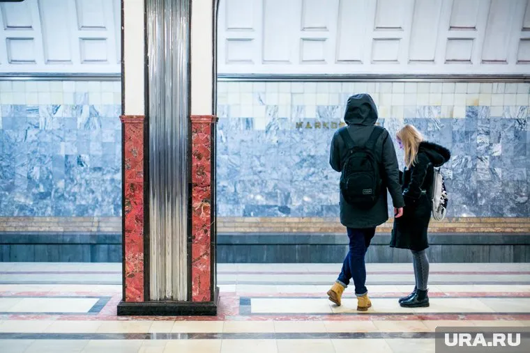 Указатели пока появились только на одной станции