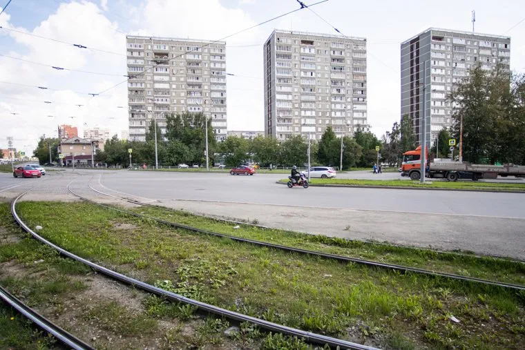 Парки и скверы Екатеринбурга, сквер на пересечении улиц Бебеля и Пехотинцев