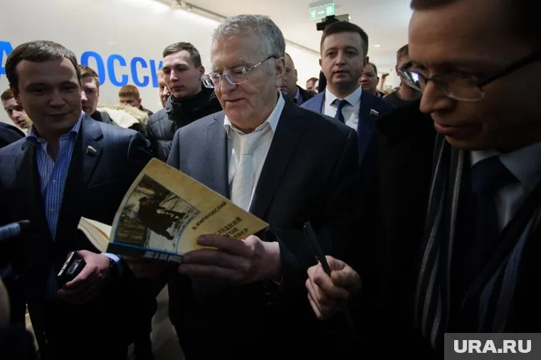 Жириновский отправил в ХМАО подготовленного чекиста