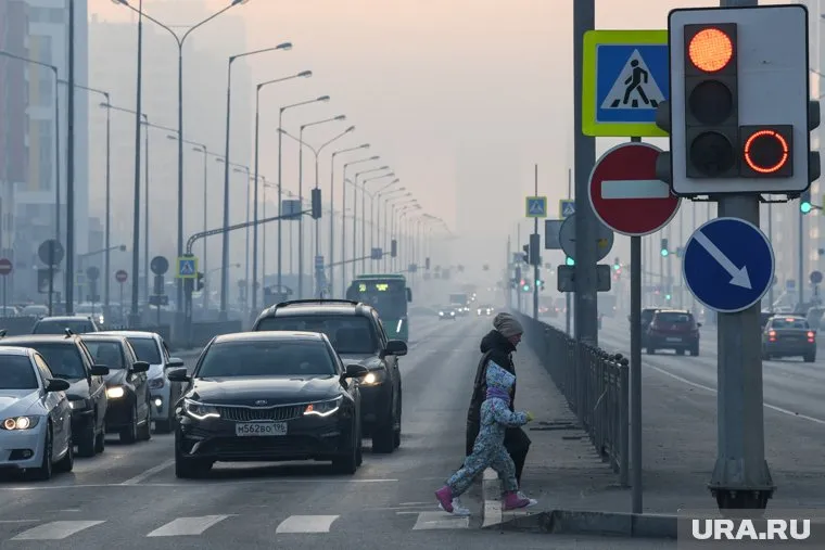 Жители Ханты-Мансийска почувствовали запах гари в городе