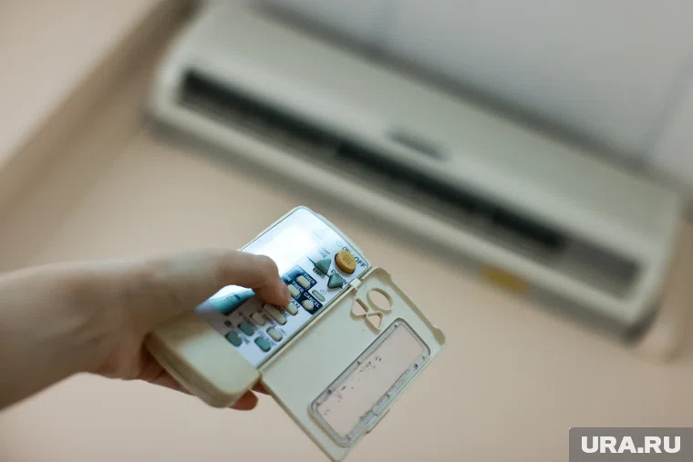 В офисе «коротнул» кондиционер