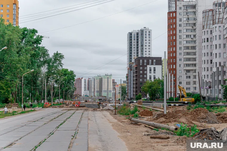 Сейчас работают четыре из шести полос