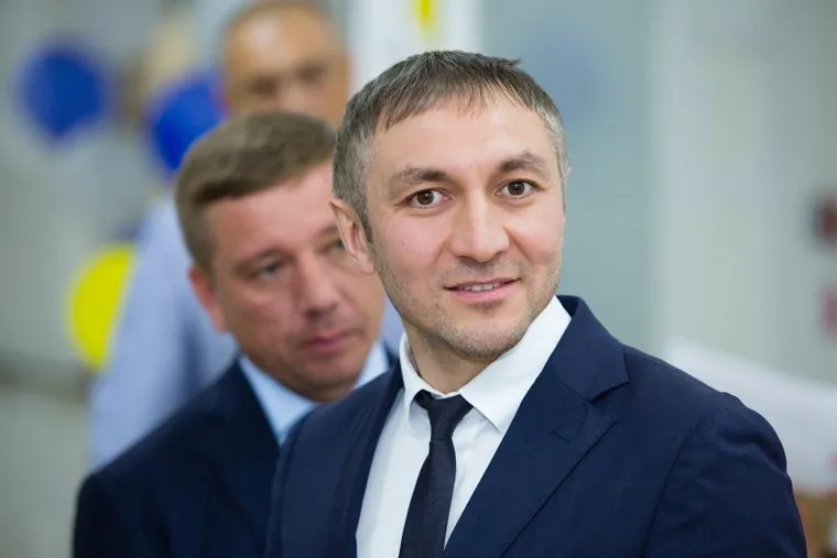 Экскурсия по объекту Центр адаптивного спорта, торжественная церемония чествования спортсменов XXXIII Сурдлимпийских игр. Сургут, лукманов шамиль