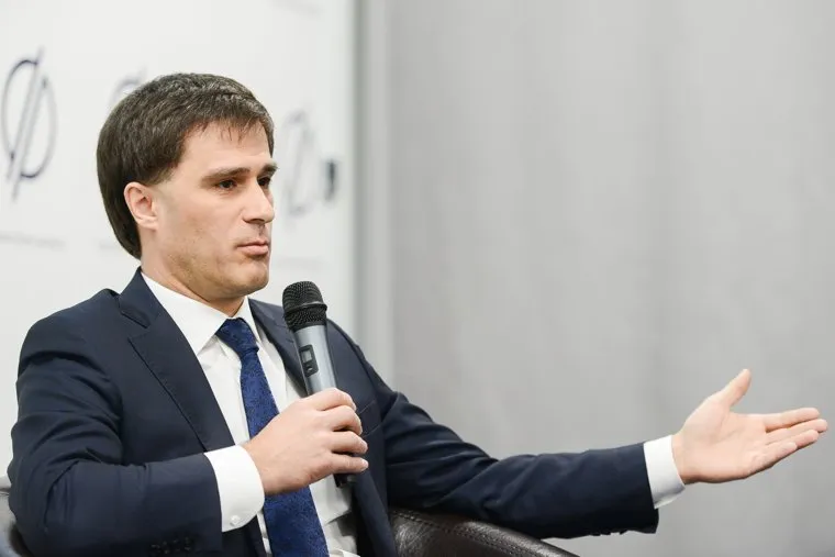 Пресс-конференция Руслана Гаттарова, посвященная подготовке к проведению саммитов ШОС и БРИКС. Челябинск, гаттаров руслан