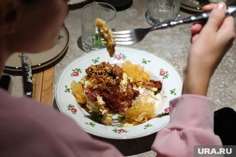 Заведение общепита продается в городе