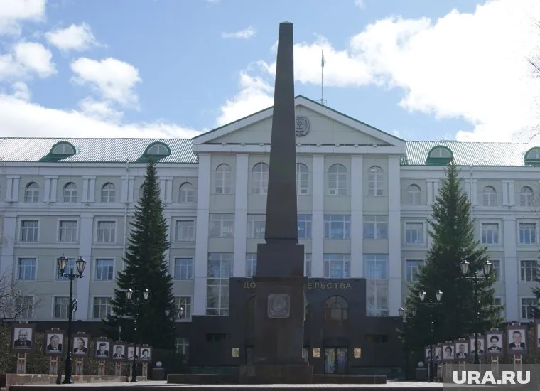 В правительстве Югры не осталось вакантных должностей глав департаментов