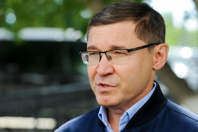 Поездка полпреда Владимира Якушева и Алексея Текслера в районы пострадавшие от пожаров. Челябинск