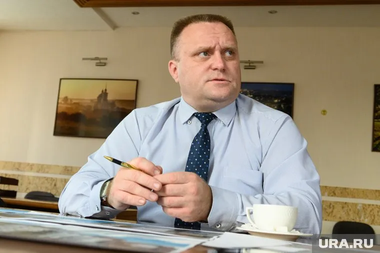 Роман Валов уйдет с поста главы Сухого Лога, когда определится его сменщик