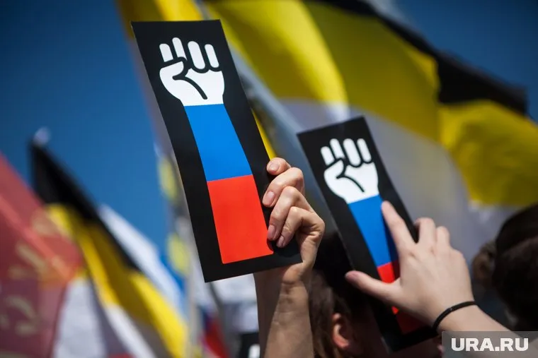 По словам местных активистов, глава района развалил все сферы жизни