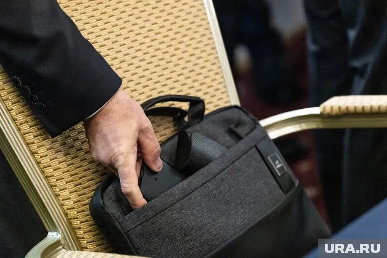 Переговоры начались на фоне отсутствия одобрения нового пакета помощи Киеву Конгрессом США