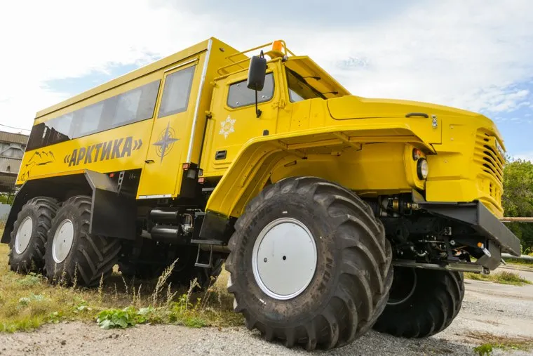 Автозавод Урал. Челябинск