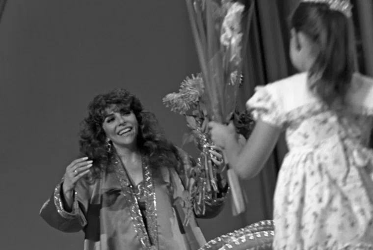 Биография Вероники Кастро