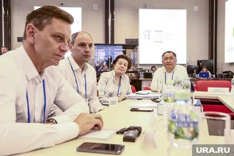 Главы регионов рискуют оказаться под информационной атакой